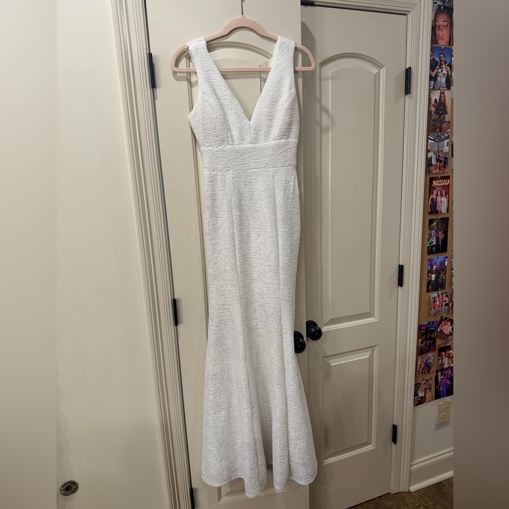 Xtraordinary White Textured Maxi Dress